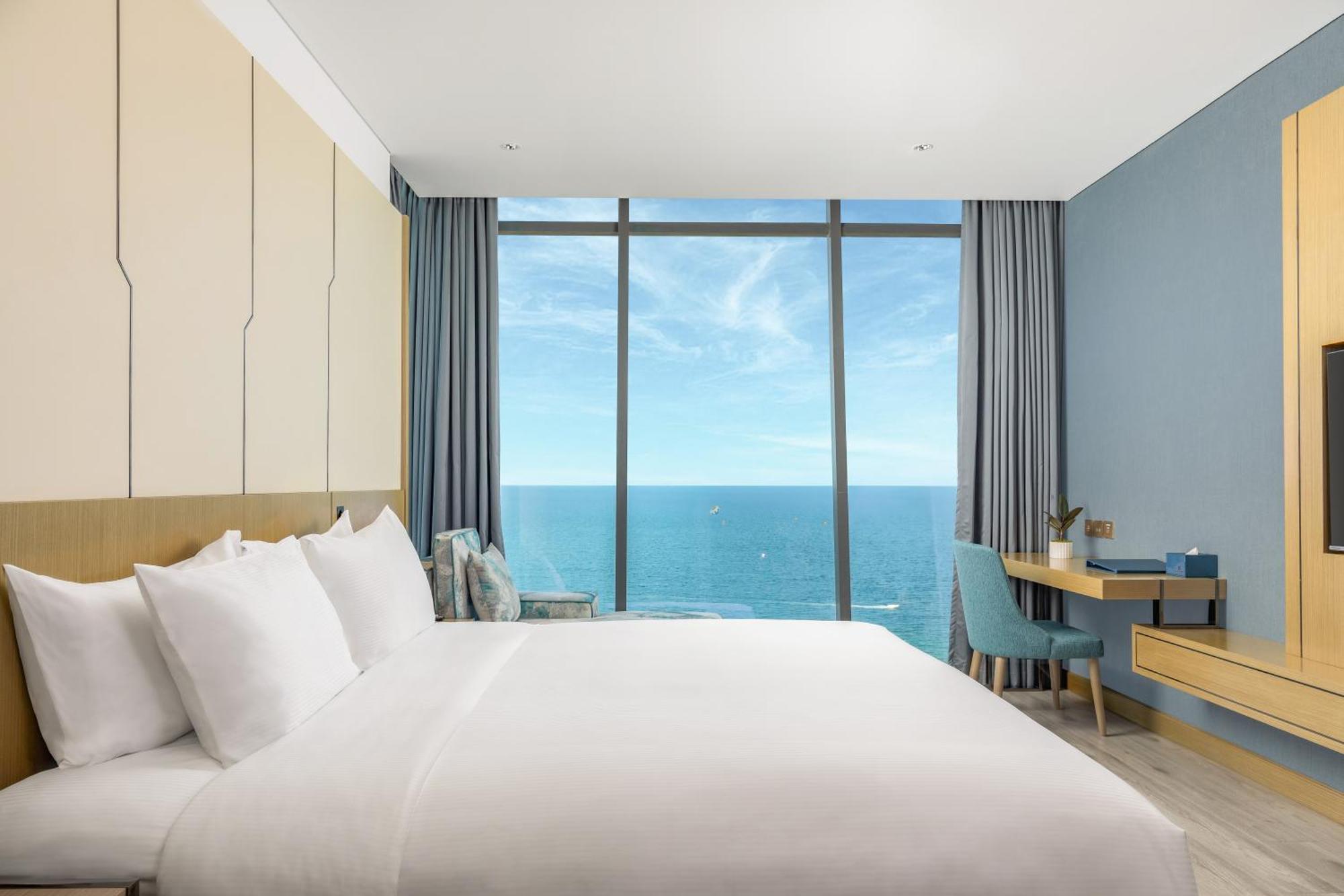 Awaken Da Nang Hotel 외부 사진